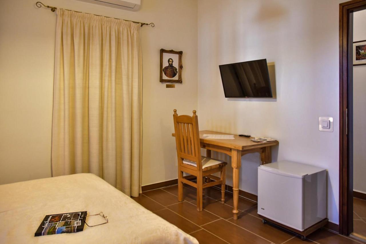 Szin-Es Vendeghaz Bed & Breakfast Сентеш Екстериор снимка